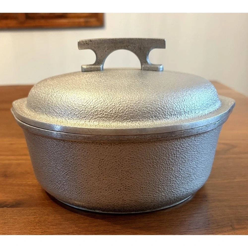 Vintage Queensware Hammered Cast Aluminum  Pot Pan with Cover